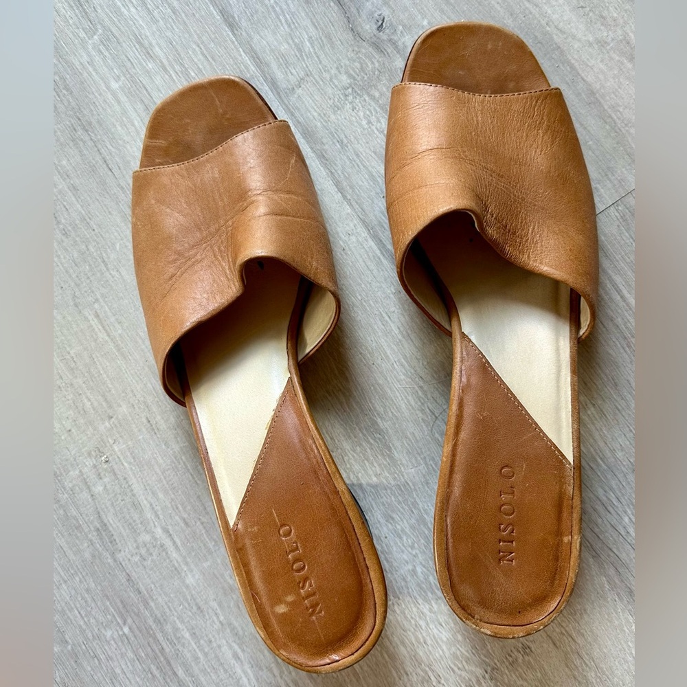 Nisolo Heeled Sandal